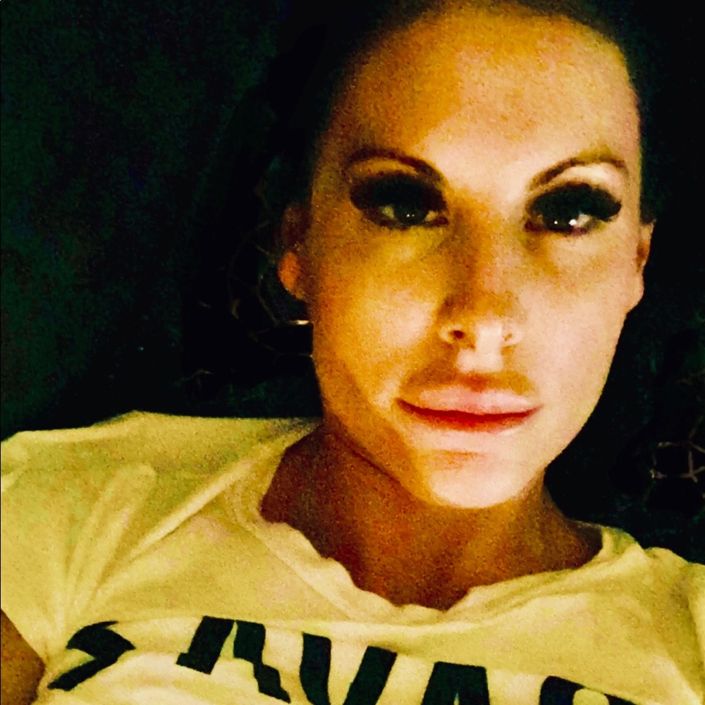 Meet your Posher, Stacy